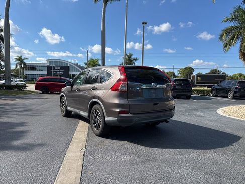 Used 2016 Honda CR-V SE image 11