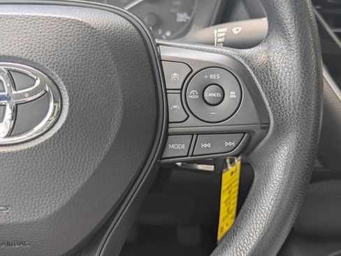 Used 2024 Toyota Corolla LE FWD image 22