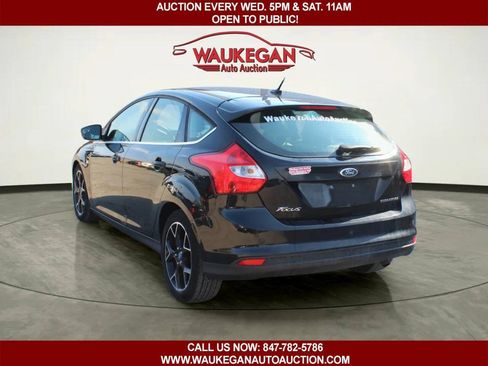 Used 2012 Ford Focus Titanium FWD image 4