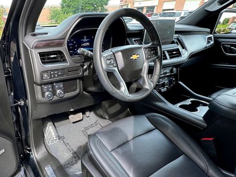 Used 2023 Chevrolet Tahoe LT w/ Luxury Package AWD/4WD image 22