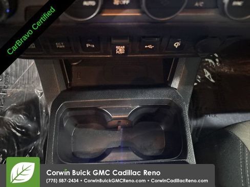 Used 2021 Toyota Tacoma TRD Off-Road w/ Technology Package AWD/4WD image 28