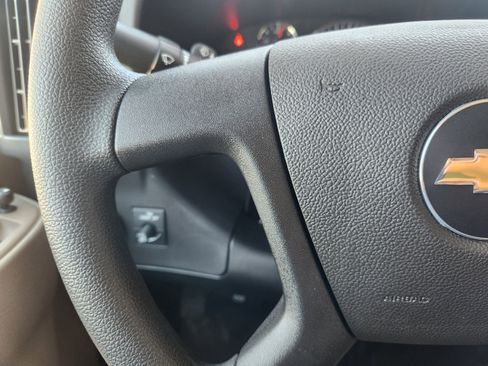 New 2025 Chevrolet Express 2500 image 28