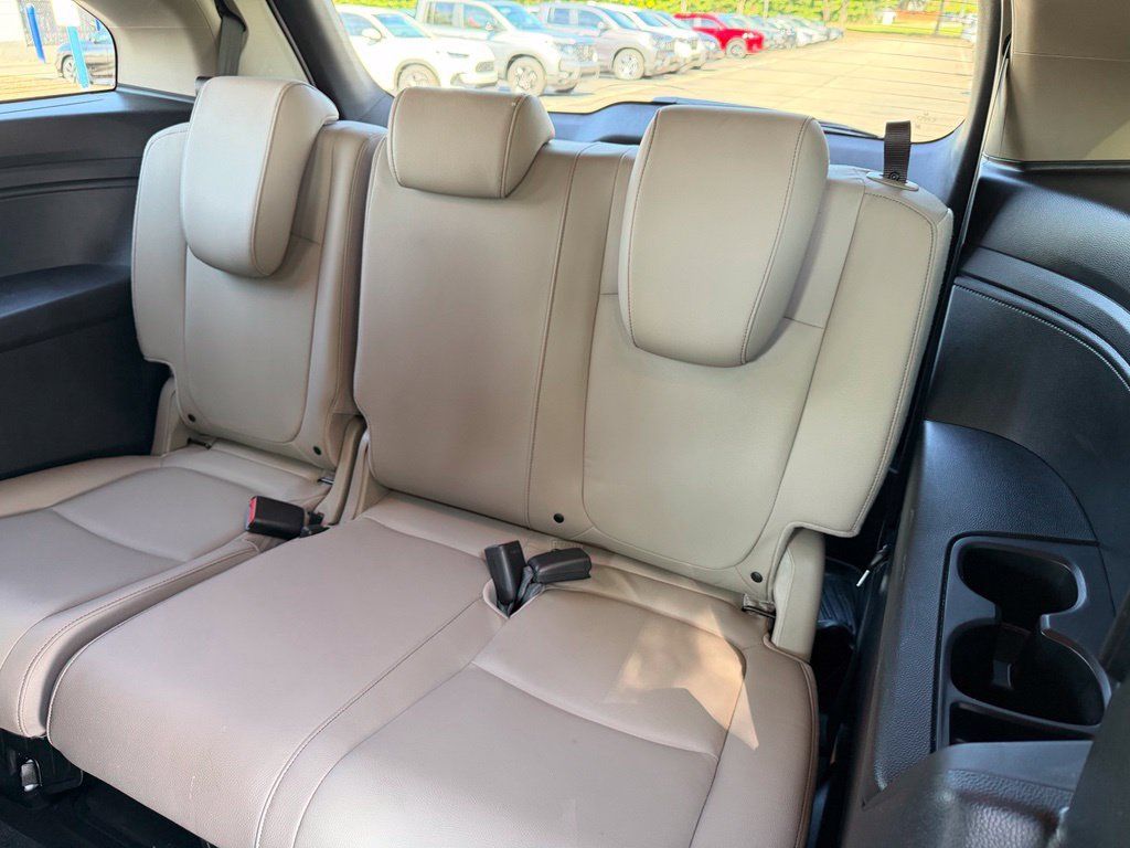 Certified 2024 Honda Odyssey EX-L image 44