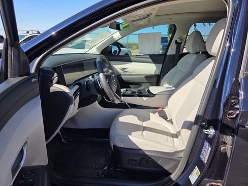 Certified 2025 Hyundai Tucson SEL image 18