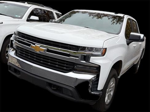 Used 2021 Chevrolet Silverado 1500 LT image 3
