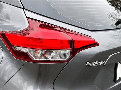 Used 2018 Nissan Kicks SR w/ Exterior Package image 21