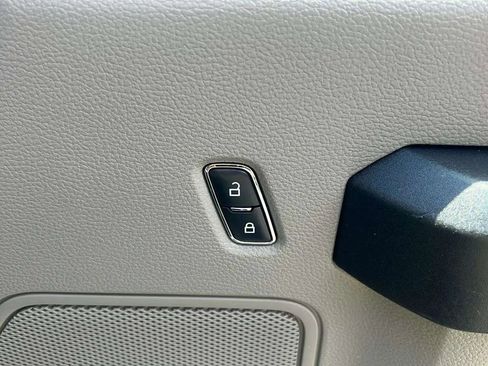 Used 2017 Ford F150 XL image 11