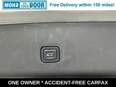 Used 2023 Chevrolet Traverse LT FWD image 53