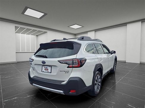 Certified 2025 Subaru Outback Limited XT image 7