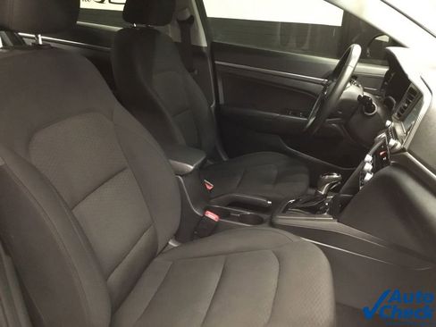 Used 2020 Hyundai Elantra Value Edition w/ Cargo Package (C1) FWD image 32