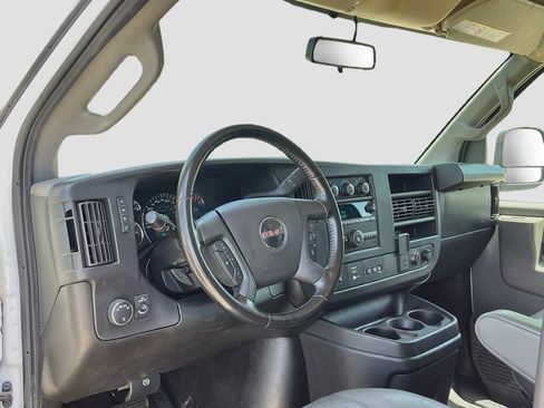 Used 2023 GMC Savana 2500 w/ Driver Convenience Package RWD image 9