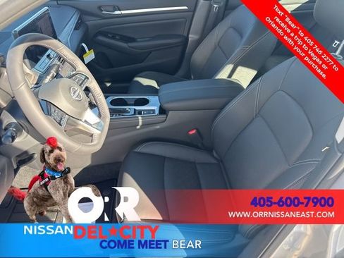 New 2025 Nissan Altima 2.5 SL image 16