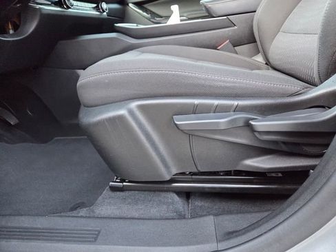 Certified 2025 Chevrolet Equinox LT image 27