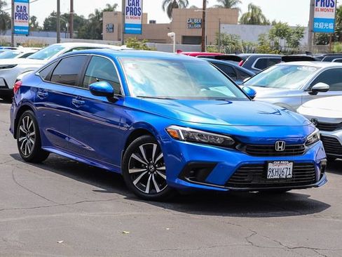 Used 2024 Honda Civic EX image 2