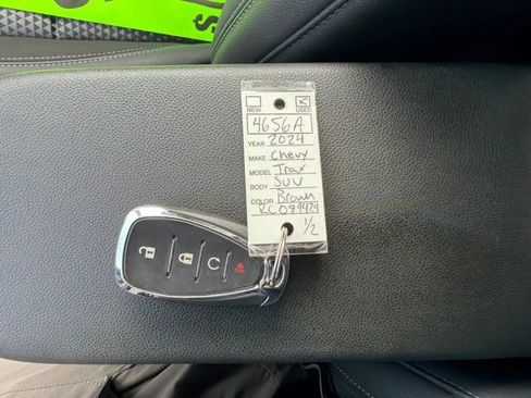 Used 2024 Chevrolet Trax LT w/ Driver Confidence Package FWD image 31