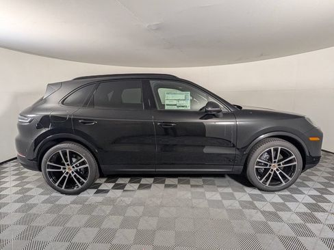 New 2026 Porsche Cayenne AWD/4WD image 8