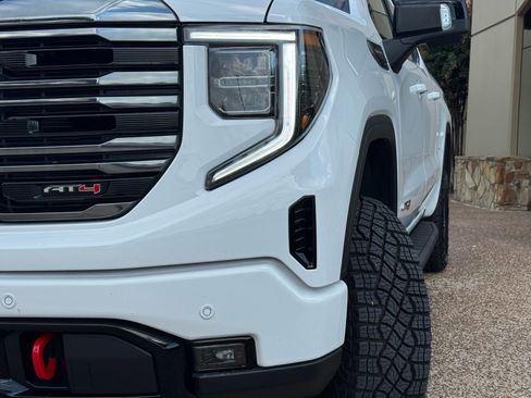 Used 2024 GMC Sierra 1500 AT4 w/ AT4 Premium Package image 4