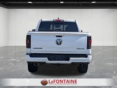 Used 2023 RAM 1500 Laramie AWD/4WD image 4