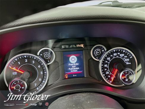 New 2026 RAM 1500 4x4 Crew Cab image 24