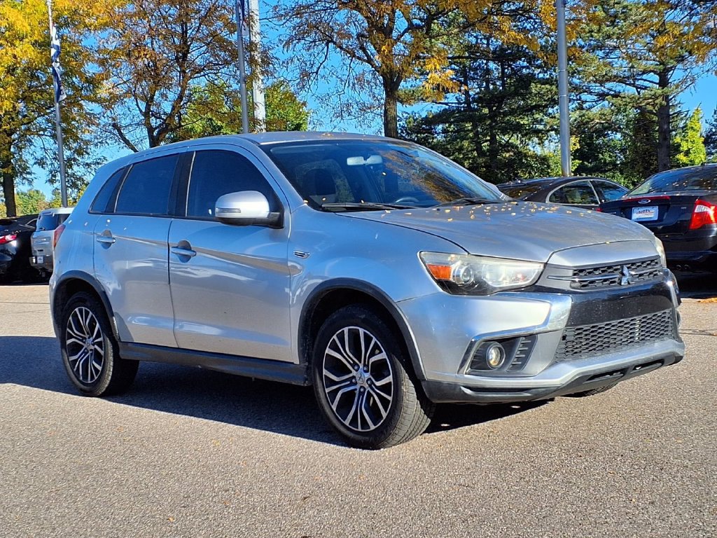 Used 2018 Mitsubishi Outlander Sport ES FWD image 3