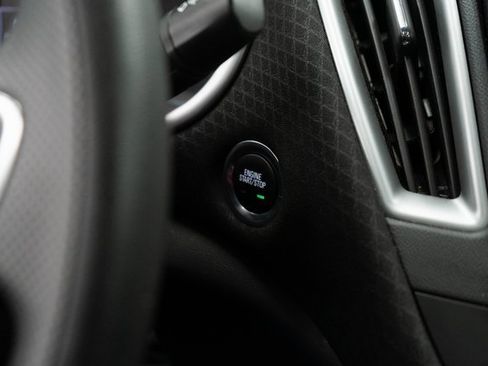 Used 2024 Chevrolet Malibu LT image 25