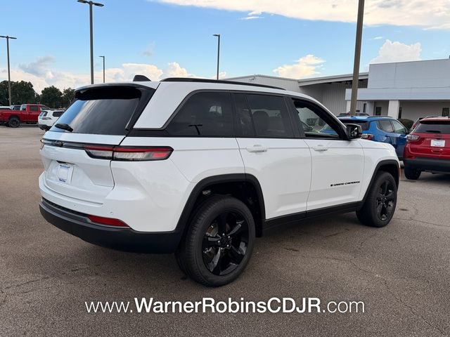 New 2026 Jeep Grand Cherokee Limited w/ Limited Altitude Package RWD image 14