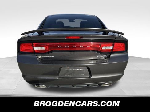 Used 2014 Dodge Charger SE image 8