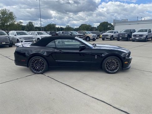 Used 2013 Ford Mustang Shelby GT500 image 9
