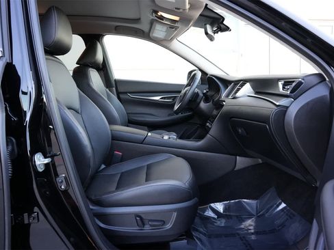 Certified 2025 INFINITI QX50 Luxe image 23