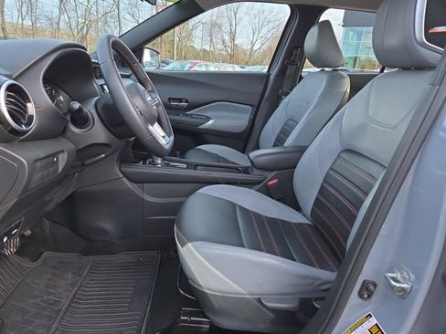 Used 2023 Nissan Kicks SR w/ SR Premium Package image 13