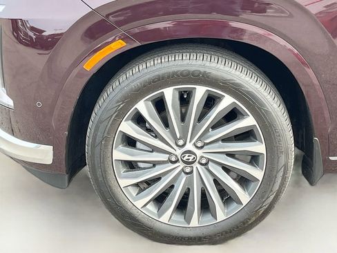 Used 2023 Hyundai Palisade Calligraphy image 33