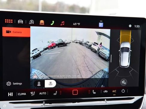 Certified 2025 Volkswagen GTI SE image 13