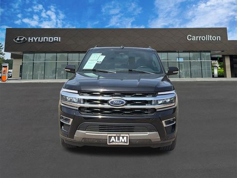 Used 2024 Ford Expedition Max Limited AWD/4WD image 2