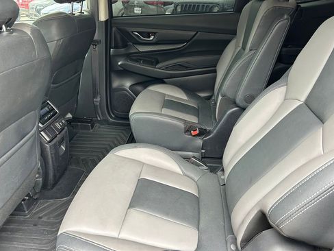 Used 2022 Subaru Ascent Onyx Edition AWD/4WD image 17