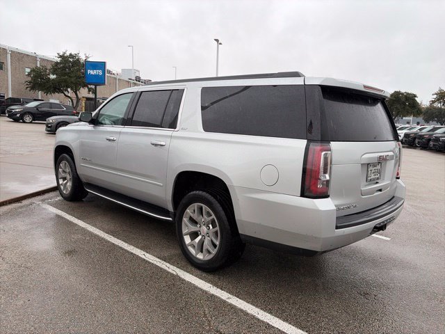 Used 2018 GMC Yukon XL SLT RWD image 4