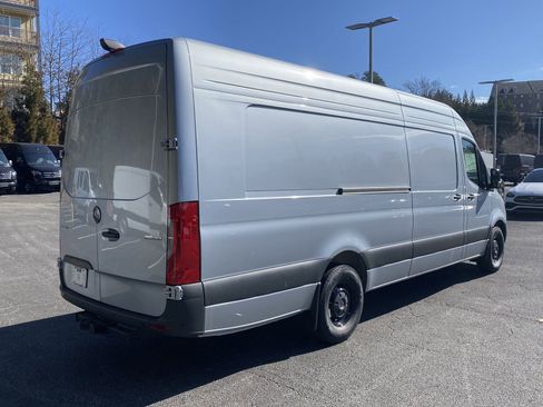 New 2025 Mercedes-Benz Sprinter 2500 image 9