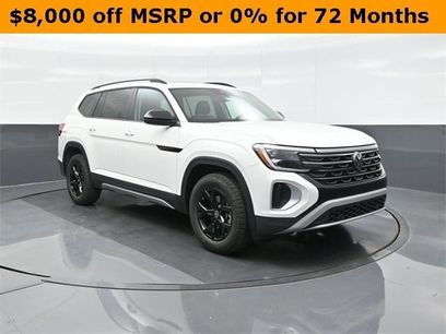 New 2025 Volkswagen Atlas Peak Edition SE