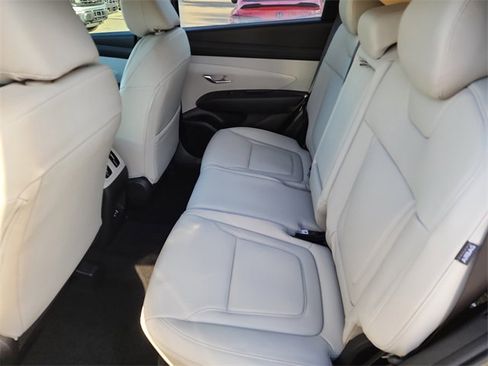 New 2025 Hyundai Tucson SEL image 12