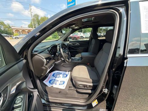 Used 2023 Chevrolet Traverse LT AWD/4WD image 31