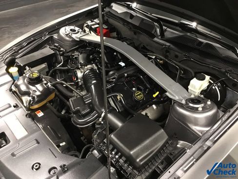 Used 2014 Ford Mustang Convertible image 42