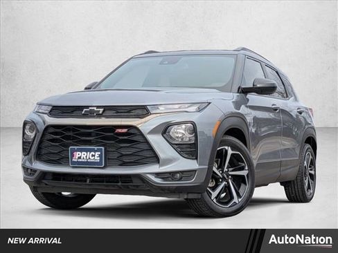 Used 2021 Chevrolet TrailBlazer RS w/ Sun and Liftgate Package image 1