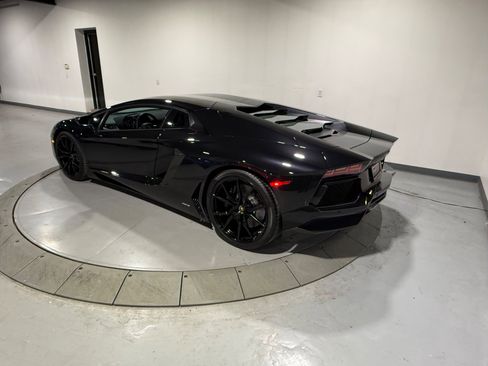 Used 2014 Lamborghini Aventador LP 700-4 image 18