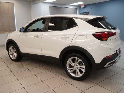 Used 2023 Buick Encore GX Preferred w/ Cold Weather Comfort Package AWD/4WD image 7