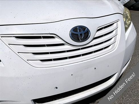 Used 2009 Toyota Camry FWD image 25