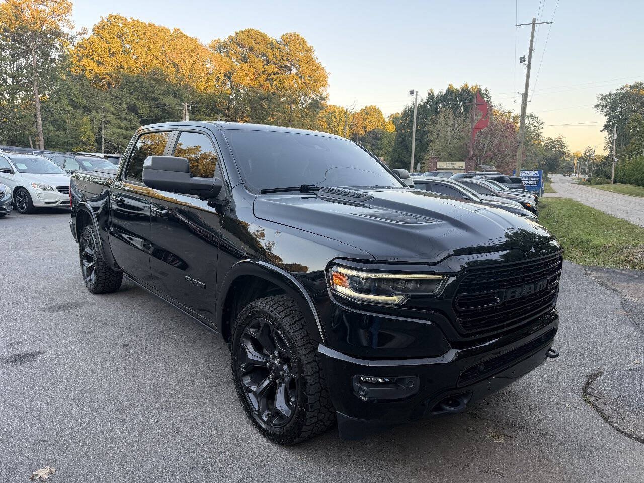 Used 2021 RAM 1500 Limited w/ Night Edition AWD/4WD image 3