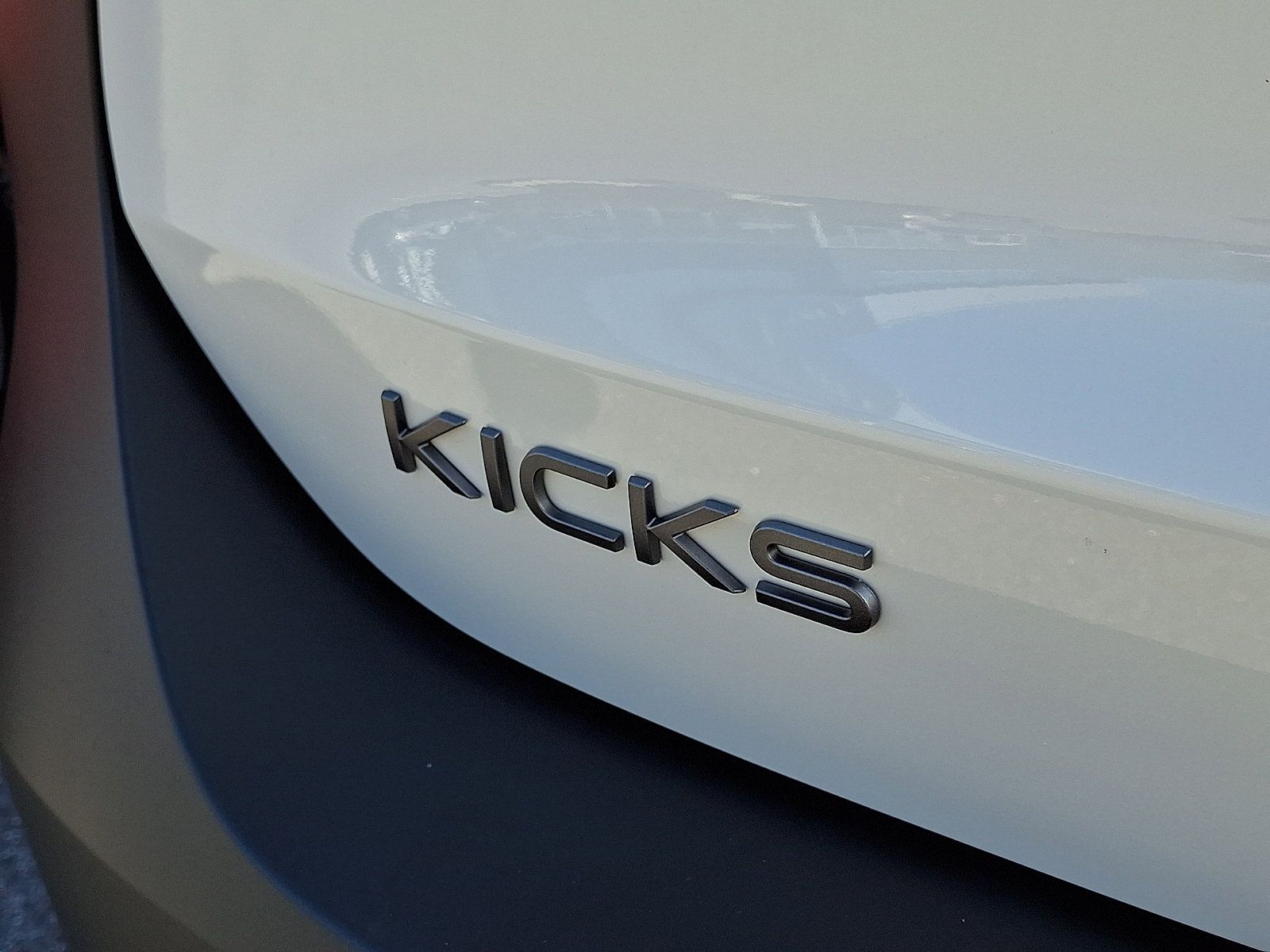 New 2027 Nissan Kicks SV w/ SV Premium Package AWD/4WD image 5