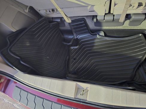 Used 2015 Honda Odyssey EX-L image 47