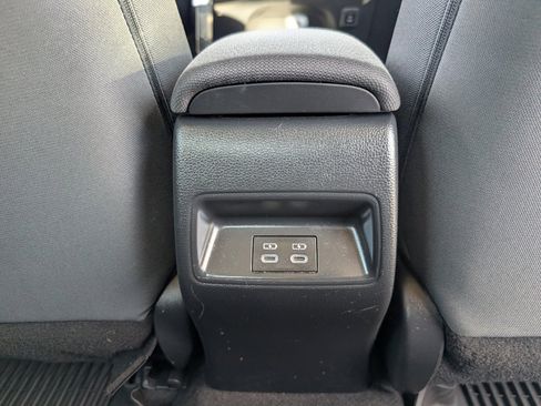 Used 2024 Toyota Corolla LE image 7