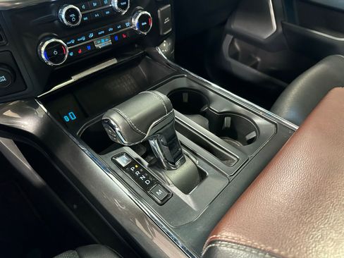 Used 2022 Ford F150 Lariat w/ Equipment Group 502A High image 34