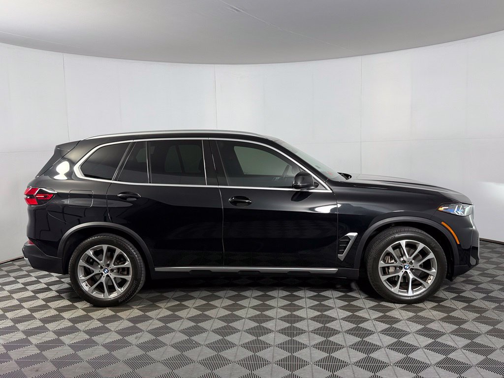Used 2025 BMW X5 sDrive40i w/ Climate Comfort Package RWD image 5